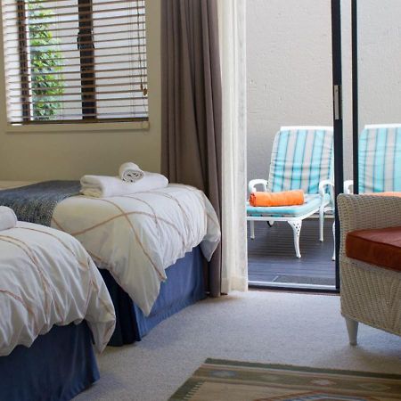 Linkside 1 Self-Catering Apartment Mossel Bay Exterior photo