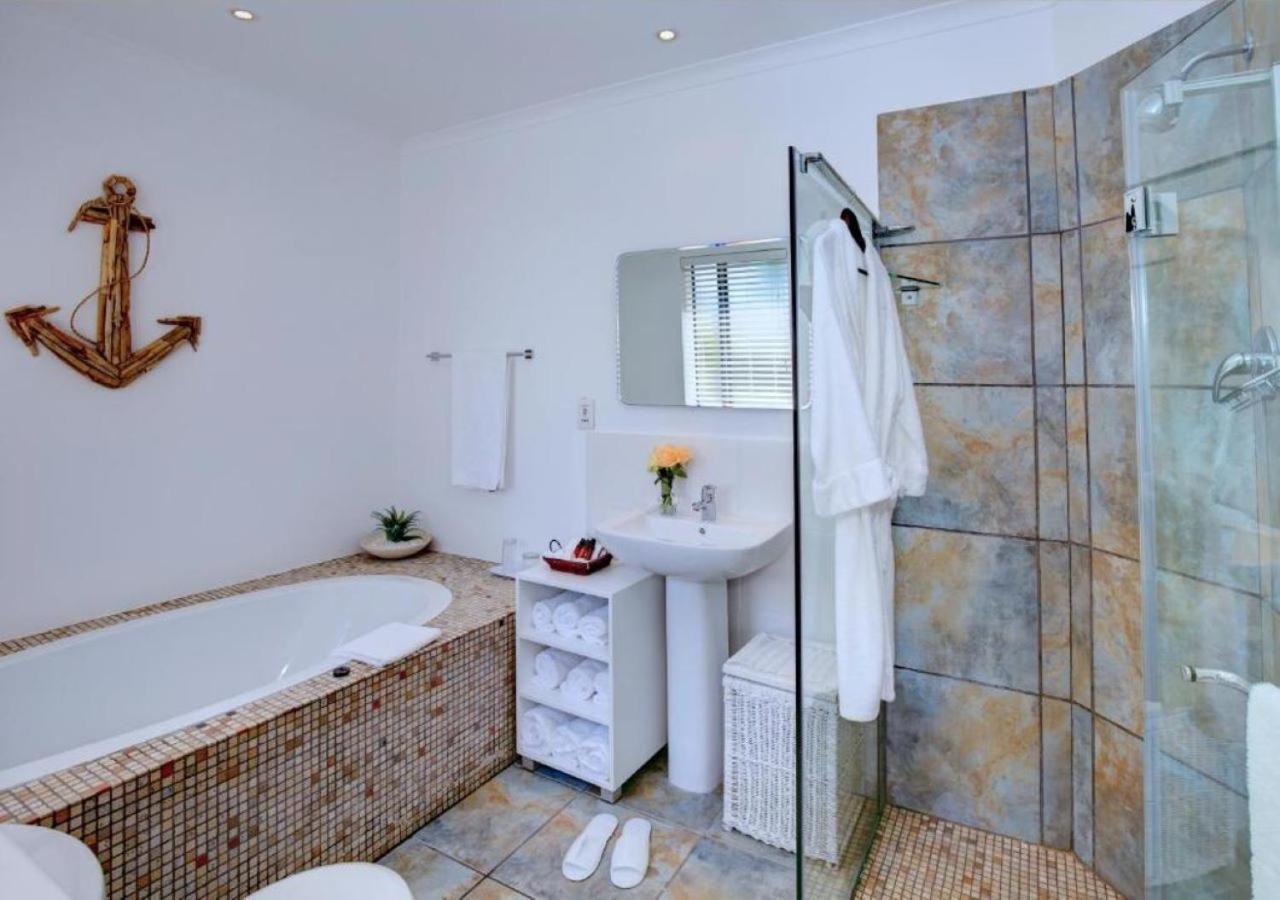 Linkside 1 Self-Catering Apartment Mossel Bay Exterior photo