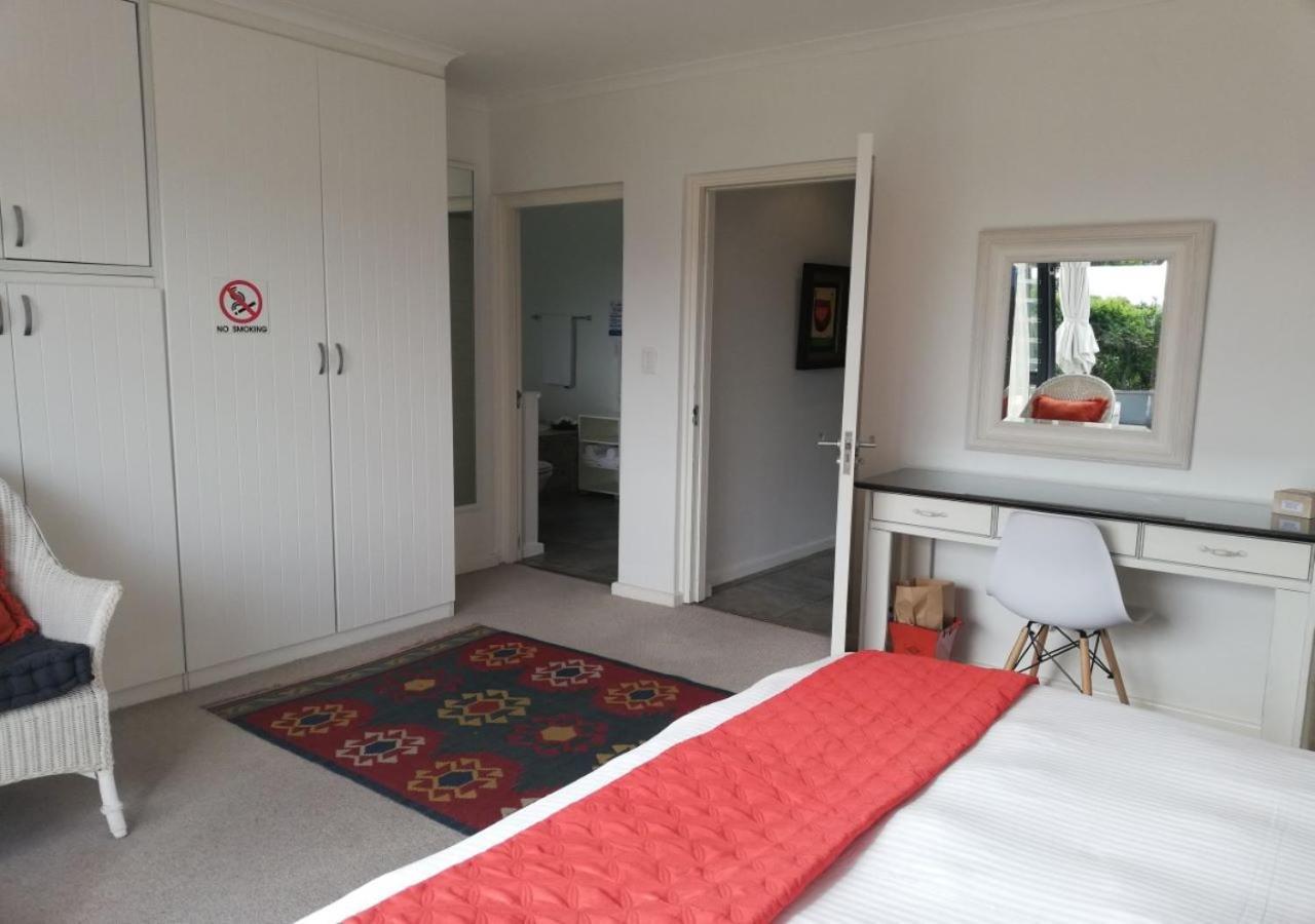 Linkside 1 Self-Catering Apartment Mossel Bay Exterior photo