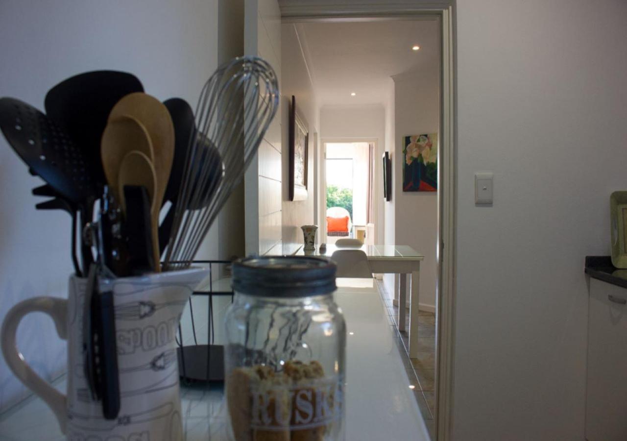 Linkside 1 Self-Catering Apartment Mossel Bay Exterior photo